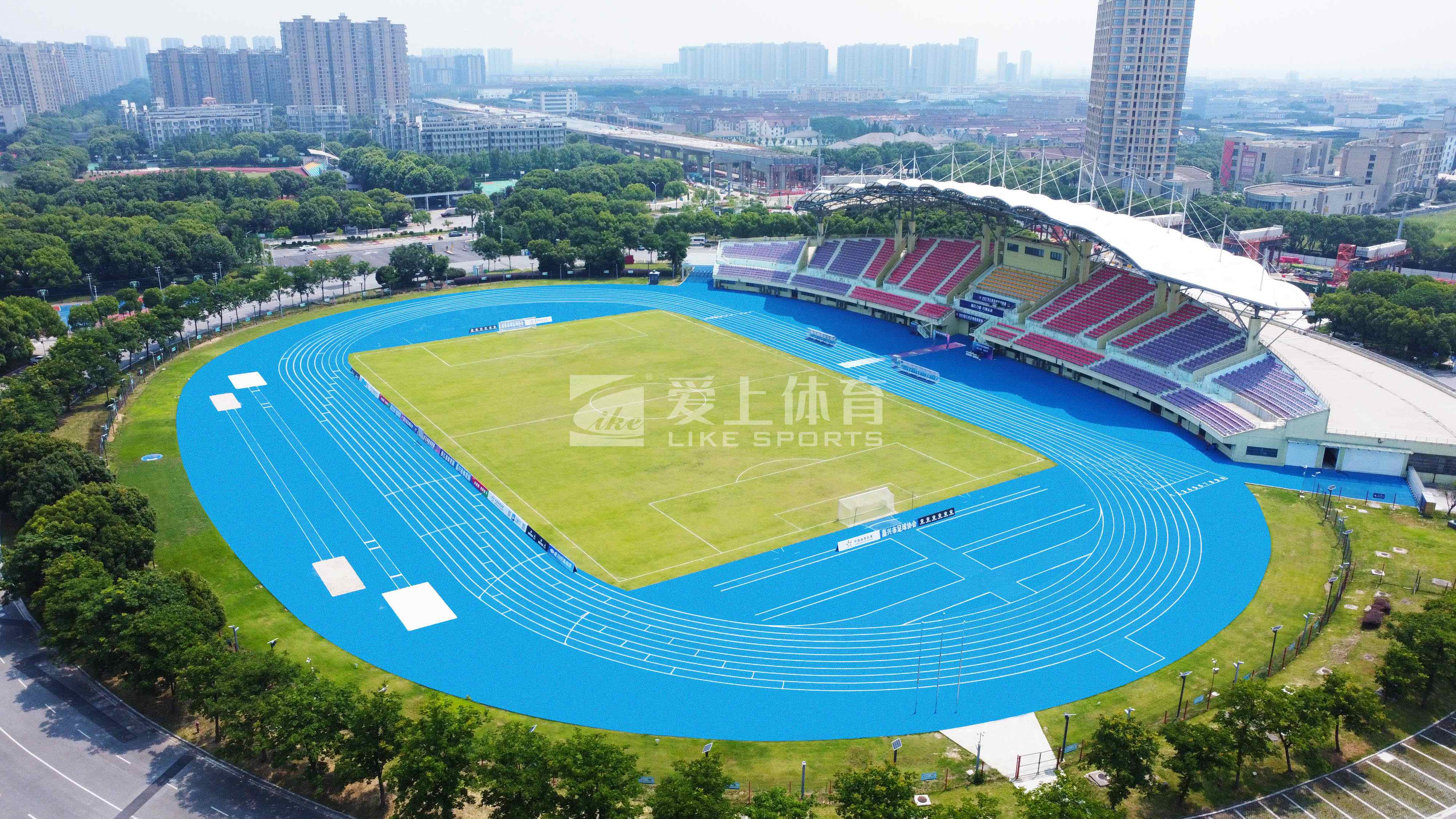 PU prefabricated running track